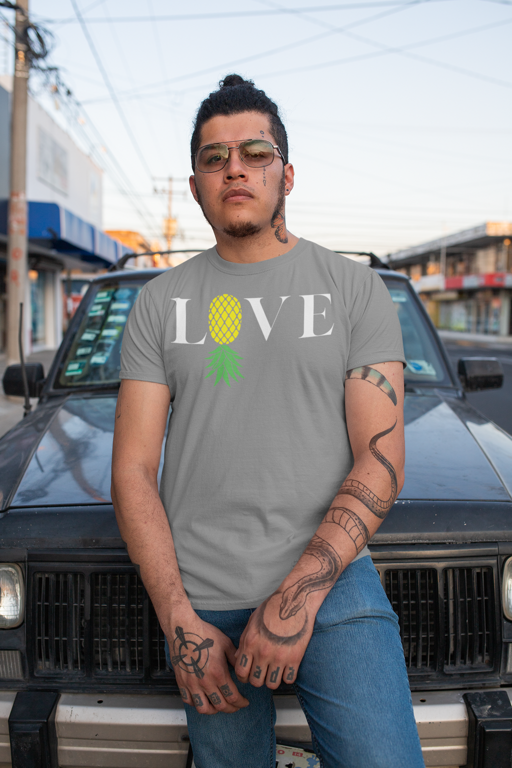 Pineapple Love Tee - Unisex Jersey Short Sleeve Shirt