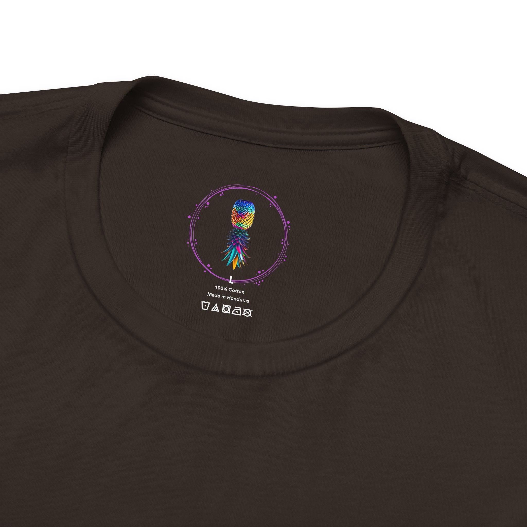 Pineapple Love Tee - Unisex Jersey Short Sleeve Shirt