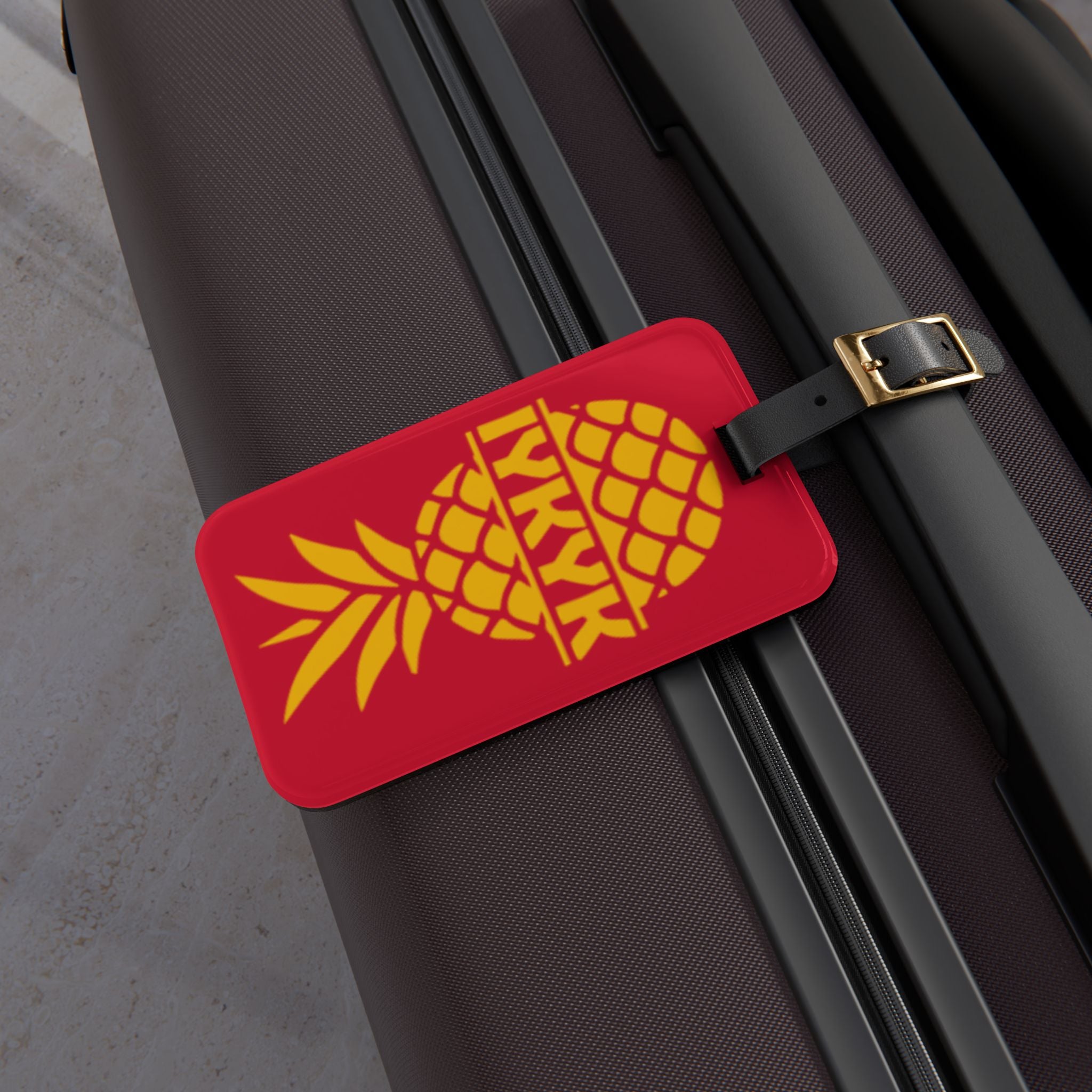 Tropical Pineapple Luggage Tag - Fun Travel Accessory for Vacation Lovers